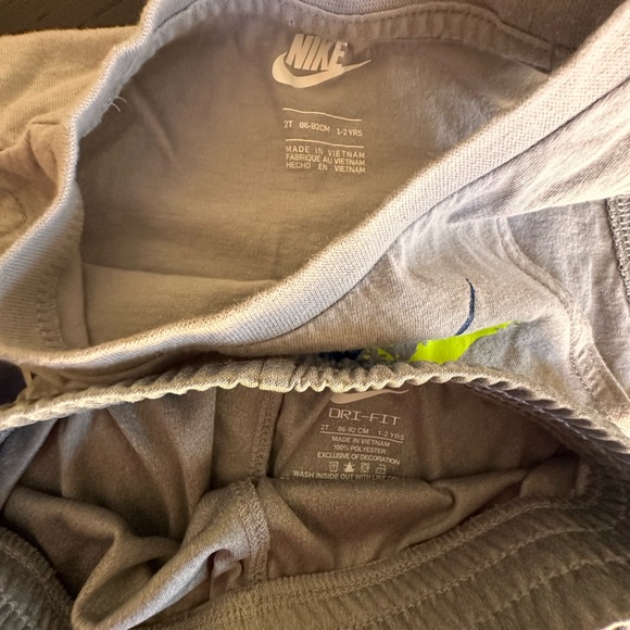 Nike | 2T | Dri-FIT Gray Yellow Blue Set - Picture 2 of 2